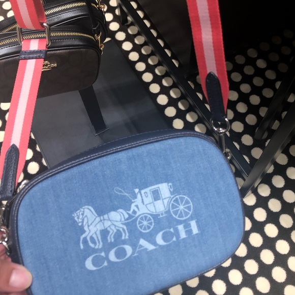 Coach Crossbody bag SALE‼️‼️‼️ - Picture 4 of 4